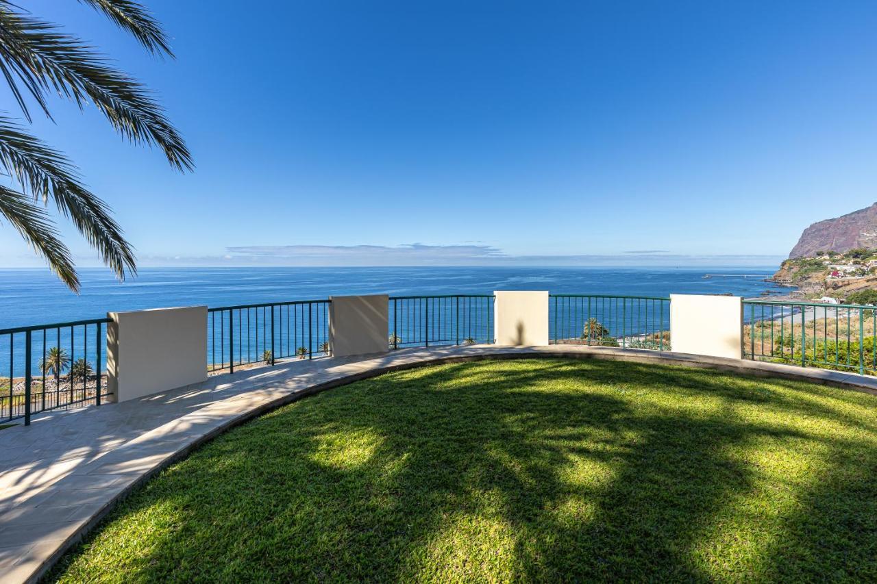 Atlantic Ocean View Apartment ฟุงชาล ภายนอก รูปภาพ