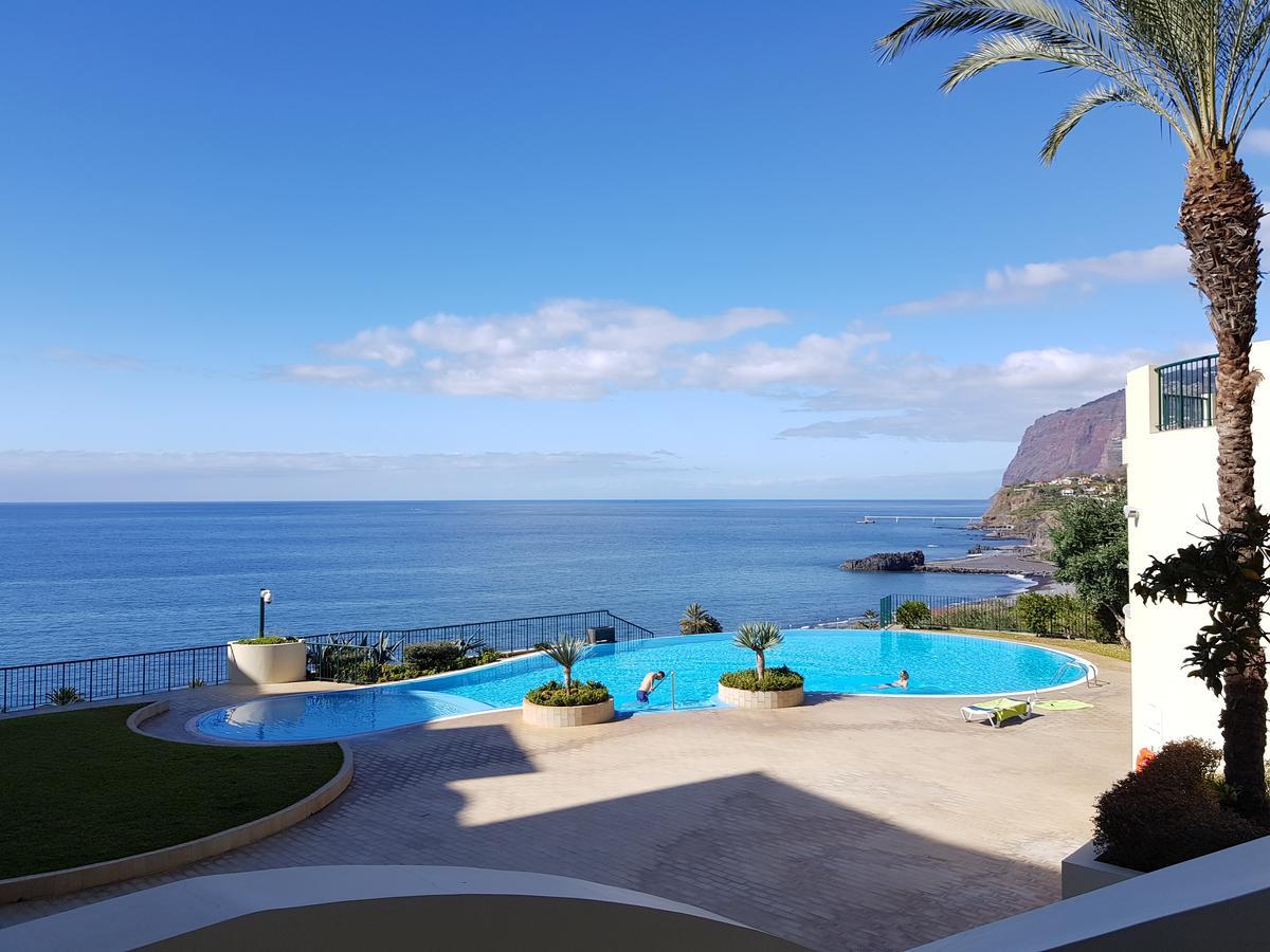 Atlantic Ocean View Apartment ฟุงชาล ภายนอก รูปภาพ